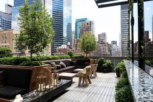 Castell Rooftop Lounge